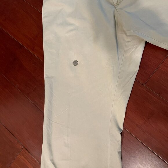 34/30 Banana Republic Flat Front - Picture 8 of 9